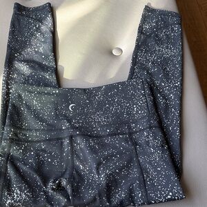 ZYIA Black and White Speckled Leggings